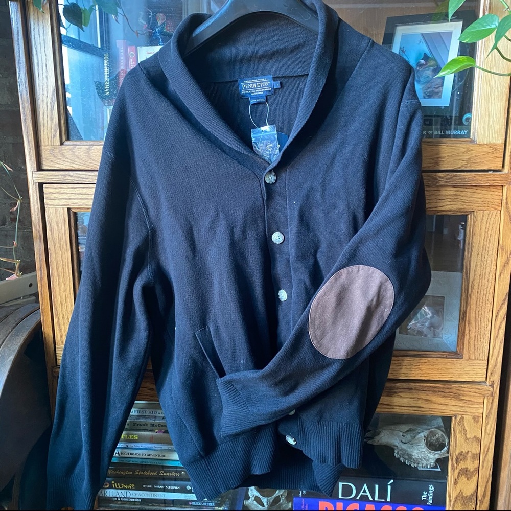 Vintage Pendleton Men’s black cowl cardigan with elbow patches NWT RARE FIND!